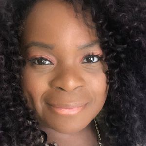 Meet your Posher, Janelle